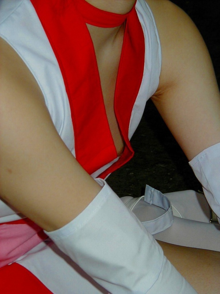 Cosplay Nipslip